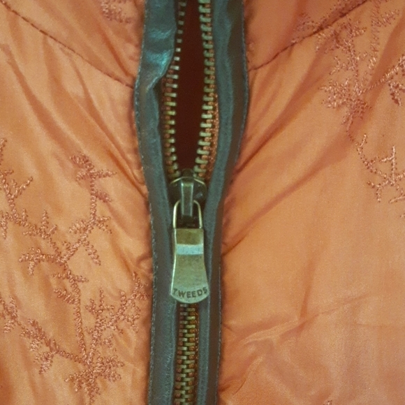 TWEEDS Embroidered Vest 218 - Picture 2 of 6